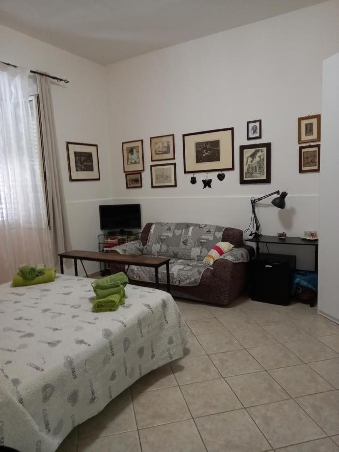 Nenna Apartment Олбия Екстериор снимка