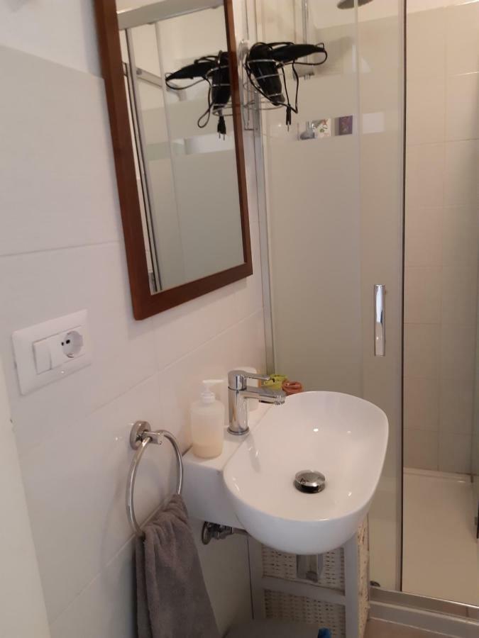 Nenna Apartment Олбия Екстериор снимка